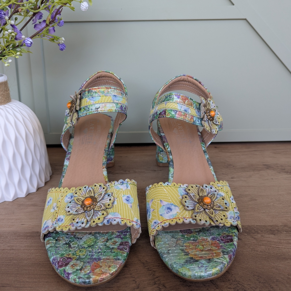 L'Artiste by Spring Step "Vogeush" Floral Heeled Sandal - Picture 3 of 15